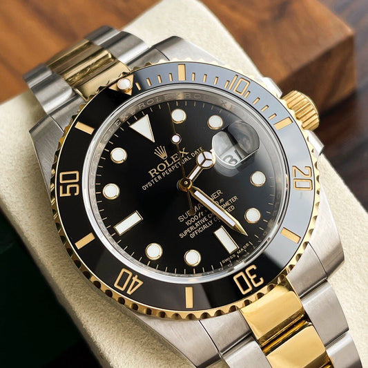 Luxury Two-Tone Gold & Steel Diver Watch – Automatic Movement, Black Ceramic Bezel, Sapphire Crystal